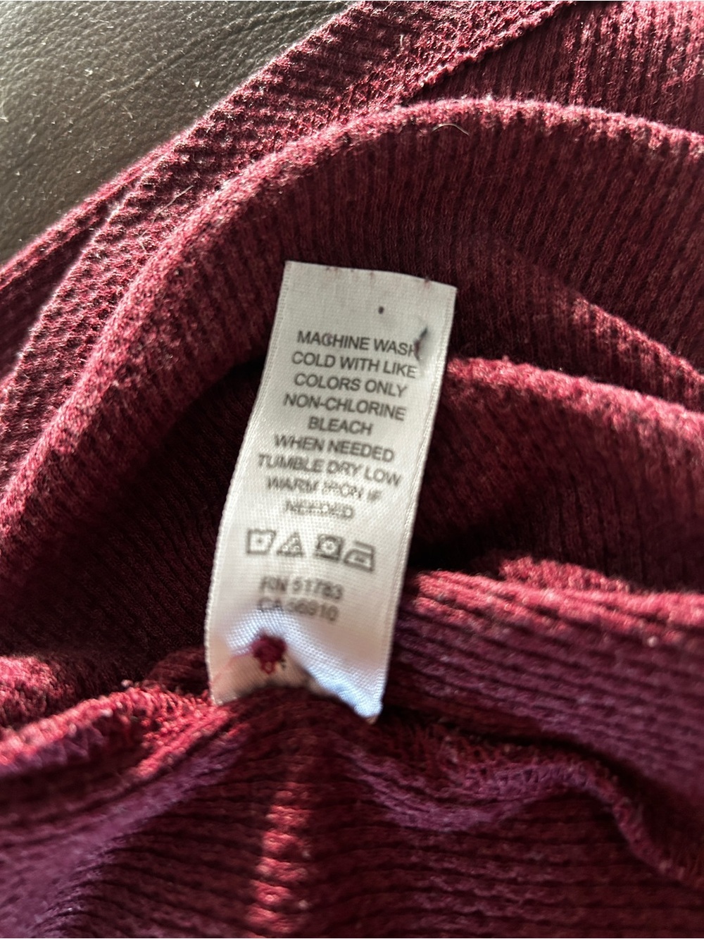 Maurices Maroon Henley Top with buttons and Colorful Cuff Detail Size XL - Picture 4 of 5